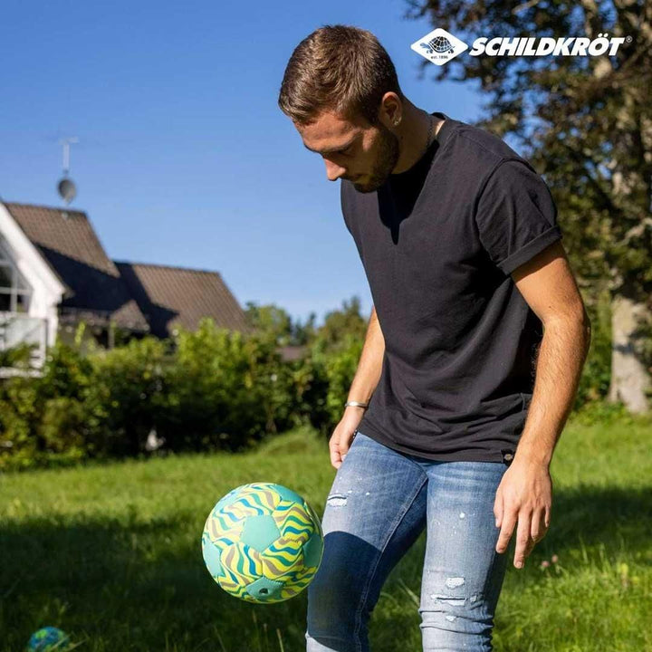 【Schildkrot】ネオプレーン ビーチサッカーボール5号